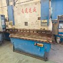 []出售二台折弯机，一台63X2500的，一台100X2500的，少.